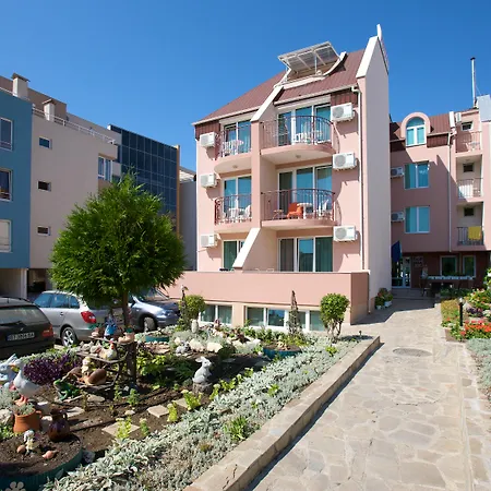 Tropics & Venera Hotell
