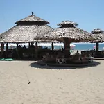 Hotel Tropics & Venera