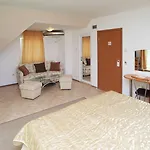 Tropics & Venera Hotel 3*