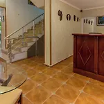 Hotel Tropics & Venera