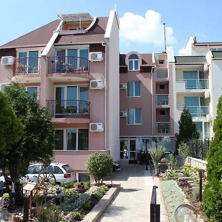 Family Venera Хотел Свети Влас