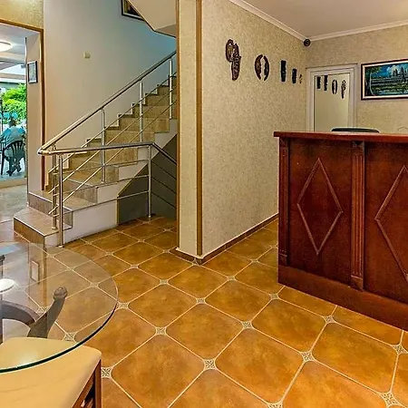 Tropics & Venera Свети Влас
