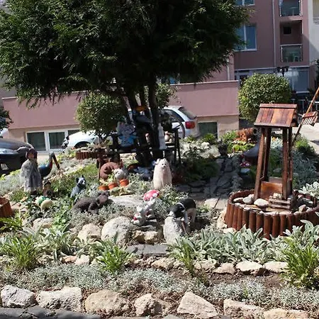 Hotel Family Venera 3*