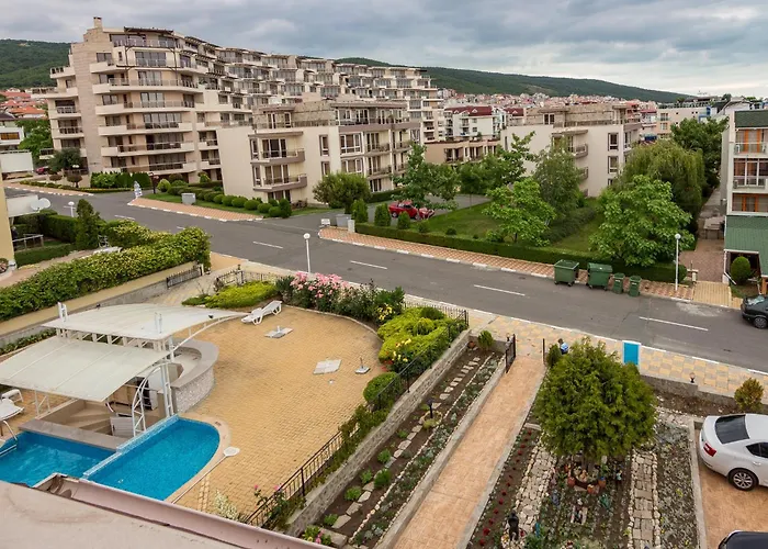 Tropics & Venera Hotel