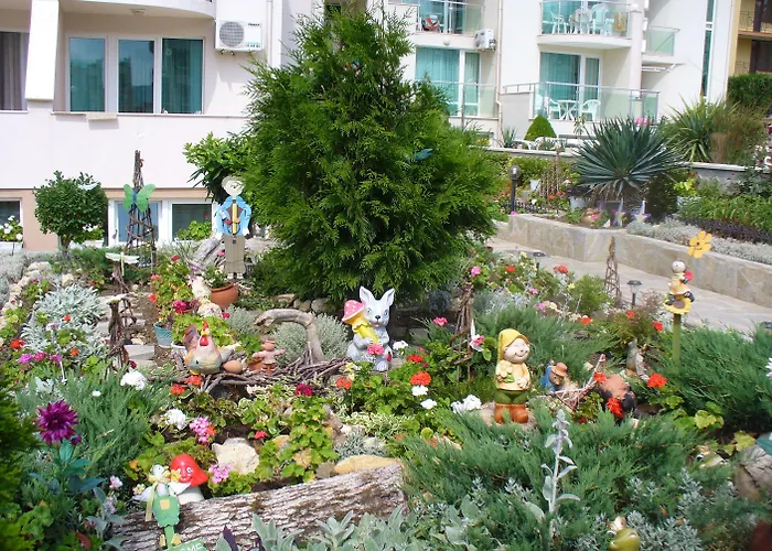 Tropics & Venera Hotel 3*