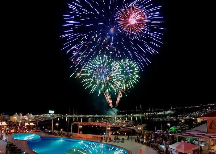 Tropics&venera - Ultra Hotel Sveti Vlas