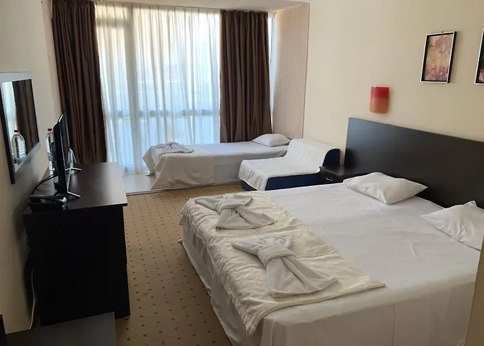 Tropics & Venera Hotel 3*