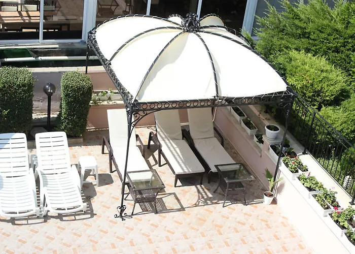 Tropics & Venera Sveti Vlas