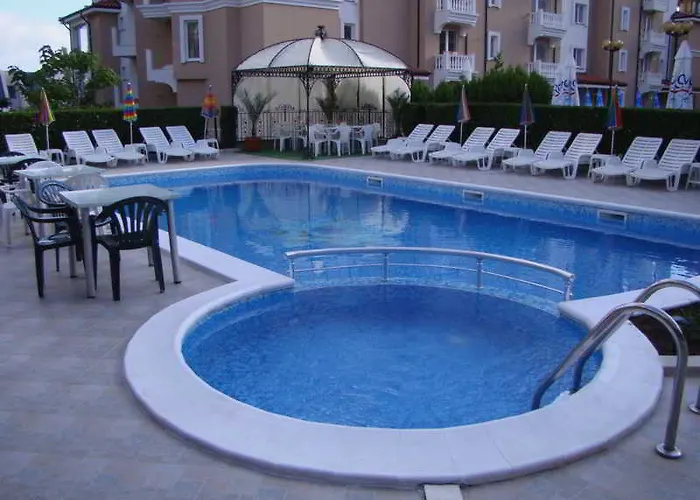 Hotel Tropics & Venera